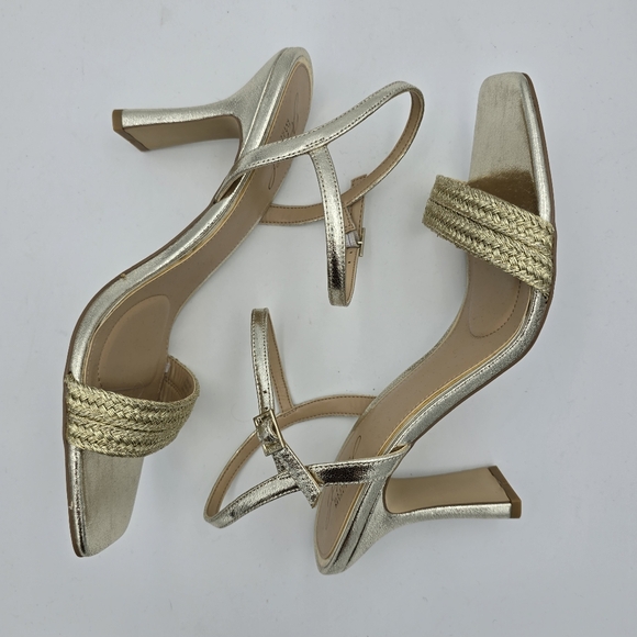 NWOT Jewel Badgley Mischka Heddia Woven Vamp Heeled Sandals, Gold, Women's 10 - Picture 16 of 16